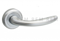 Дверная ручка Sicma maniglie 12.CS.18 RF ICARO — на круглой розетке, хром матовый
