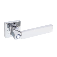 Дверная ручка Sicma maniglie 130.CL.18 RQ KUB 2 SWAROVSKI — на квадратной розетке, хром глянцевый